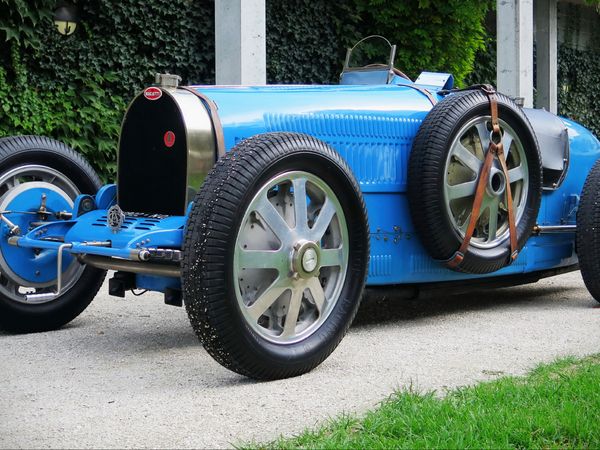 Produktbild: CALVENDO Puzzle Bugatti 51 - Sieger Monte Carlo 1933 | 1000 Teile Lege-Gr&ouml;&szlig;e 64x48cm Foto-Puzzle f&uuml;r gl&uuml;ckliche Stunden