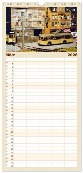 Produktbild: Familienplaner 2026 - Bahn-Nostalgie im Modell mit 5 Spalten (Wandkalender, 21 x 45 cm) CALVENDO