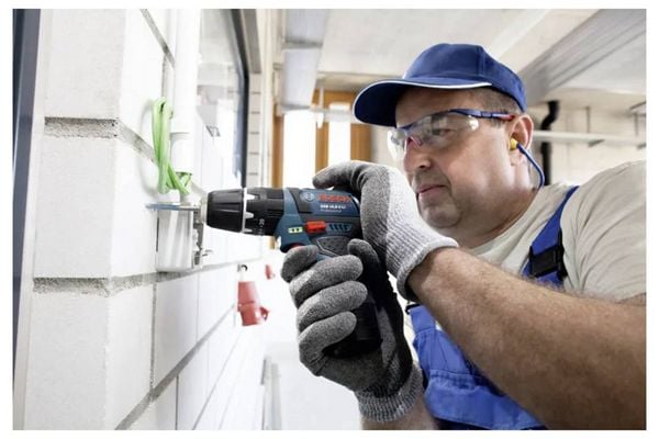 Produktbild: Bosch Professional GSB 12V-15 2-Gang-Akku-Schlagbohrschrauber inkl. 2. Akku