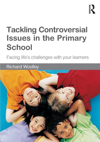 Produktbild: Tackling Controversial Issues in the Primary School