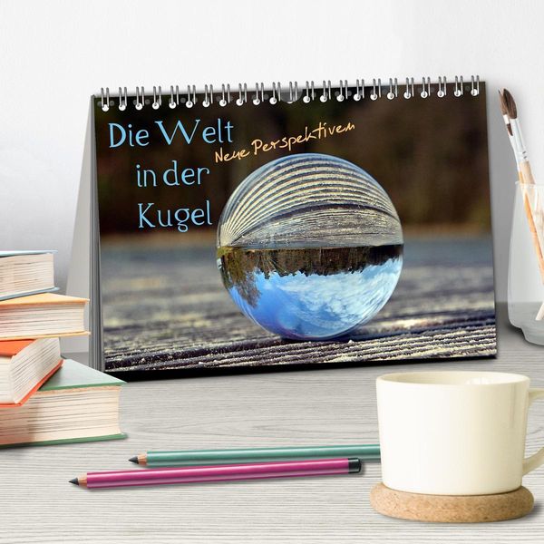 Produktbild: Die Welt in der Kugel (Tischkalender 2026 DIN A5 quer), CALVENDO Monatskalender