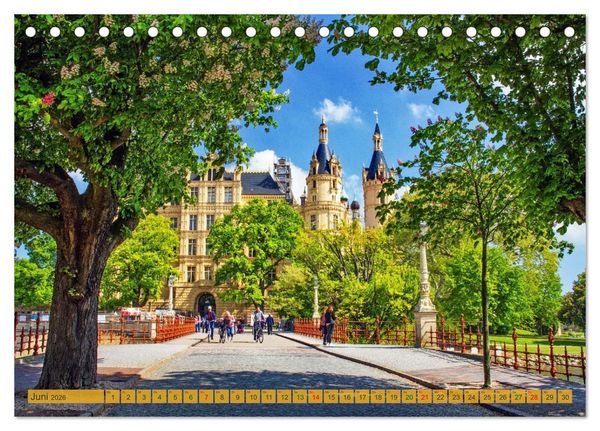 Produktbild: Schloss Impressionen - Residenz- und Landeshauptstadt Schwerin (Tischkalender 2026 DIN A5 quer), CALVENDO Monatskalender