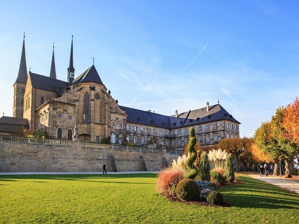 Produktbild: CALVENDO Puzzle St.Michael Kloster | 1000 Teile Lege-Gr&ouml;&szlig;e 64x48cm Foto-Puzzle f&uuml;r gl&uuml;ckliche Stunden