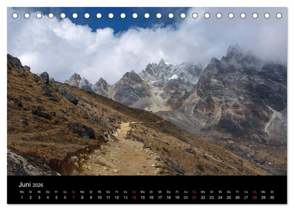 Produktbild: Majest&auml;tische Bergwelten - Der Everest Trek (Tischkalender 2026 DIN A5 quer), CALVENDO Monatskalender