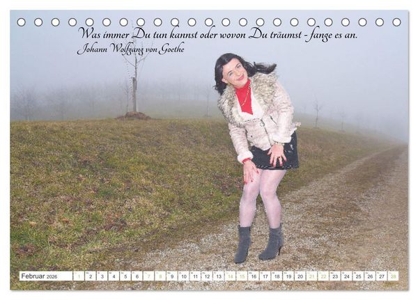 Produktbild: Miranda Cruz - Die Frau von nebenan (Tischkalender 2026 DIN A5 quer), CALVENDO Monatskalender