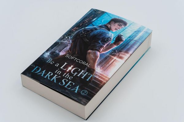Produktbild: Be a Light in the Dark Sea 2