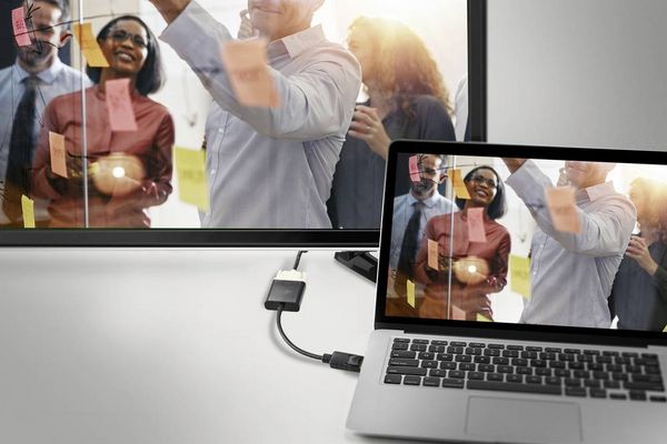 Produktbild: Goobay 69873 DisplayPort / DVI Adapter [1x DisplayPort Stecker - 1x DVI-Buchse 24+1pol.] Schwarz 0.15 m
