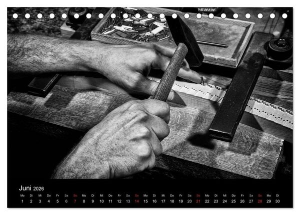 Produktbild: Klavierbau (Tischkalender 2026 DIN A5 quer), CALVENDO Monatskalender
