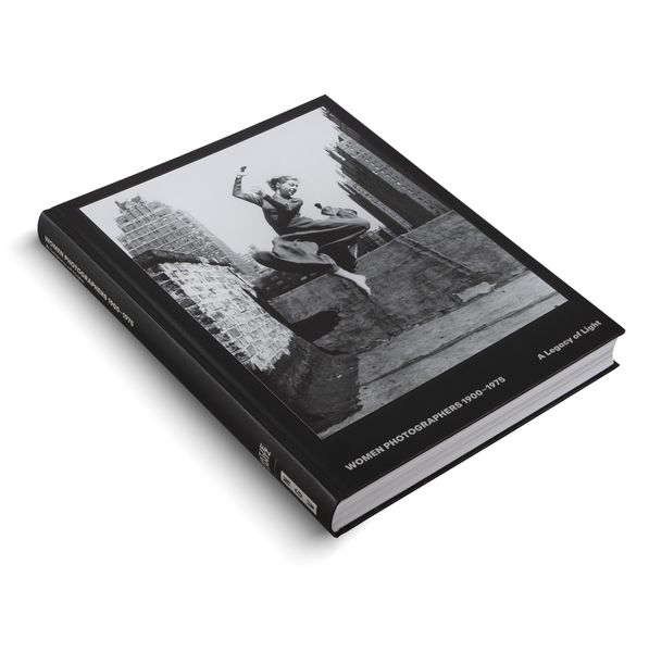 Produktbild: Women Photographers 1900&ndash;1975: A Legacy of Light