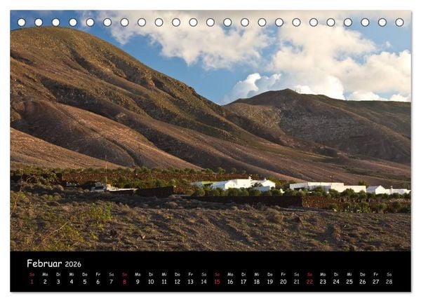 Produktbild: Lanzarote - Insel der Vulkane (Tischkalender 2026 DIN A5 quer), CALVENDO Monatskalender