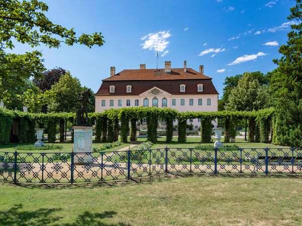 Produktbild: CALVENDO Puzzle F&uuml;rst P&uuml;ckler Schloss in Branitz (Cottbus) | 1000 Teile Lege-Gr&ouml;&szlig;e 64x48cm Foto-Puzzle f&uuml;r gl&uuml;ckliche Stunden