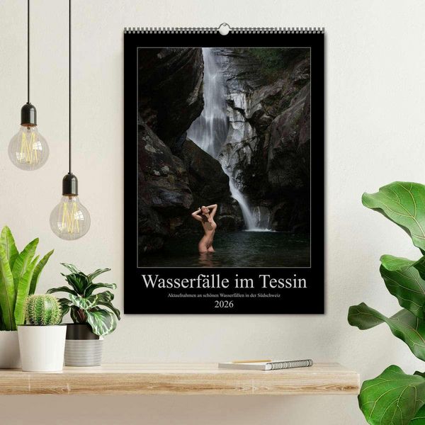 Produktbild: Wasserf&auml;lle im Tessin - Aktaufnahmen an sch&ouml;nen Wasserf&auml;llen in der S&uuml;dschweiz (Wandkalender 2026 DIN A2 hoch), CALVENDO Monatskalender