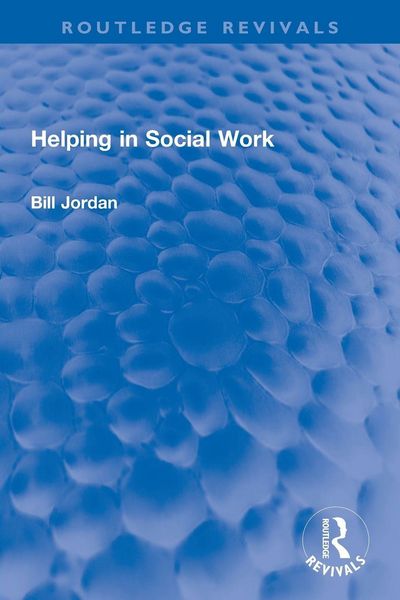 Produktbild: Helping in Social Work