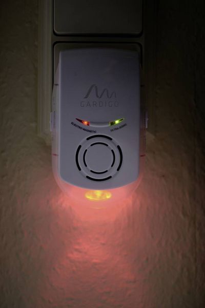 Produktbild: Gardigo Insektenvertreiber Funktionsart Multifrequenz, Ultraschall Wirkungsbereich 230 m&sup2; 1 St.
