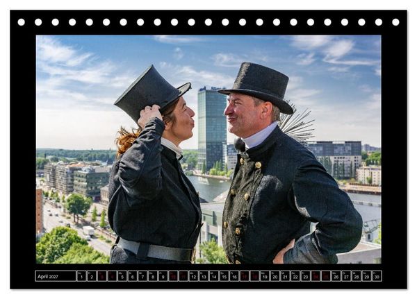 Produktbild: Schornsteinfeger in Berlin - Die Gl&uuml;cklichmacher (Tischkalender 2027 DIN A5 quer), CALVENDO Monatskalender