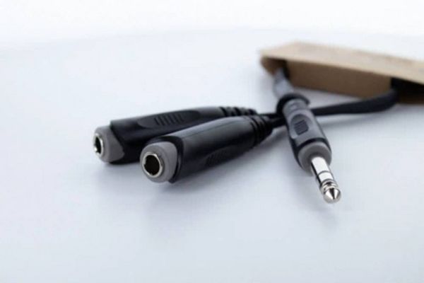 Produktbild: Cordial 14882 Klinke Audio Y-Adapter [1x Klinkenstecker 6.3mm (stereo) - 2x Klinkenbuchse 6.3mm (stereo)] 0.30m Schwarz