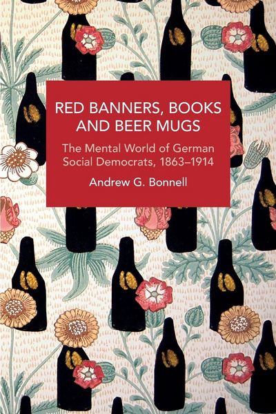 Produktbild: Red Banners, Books and Beer Mugs