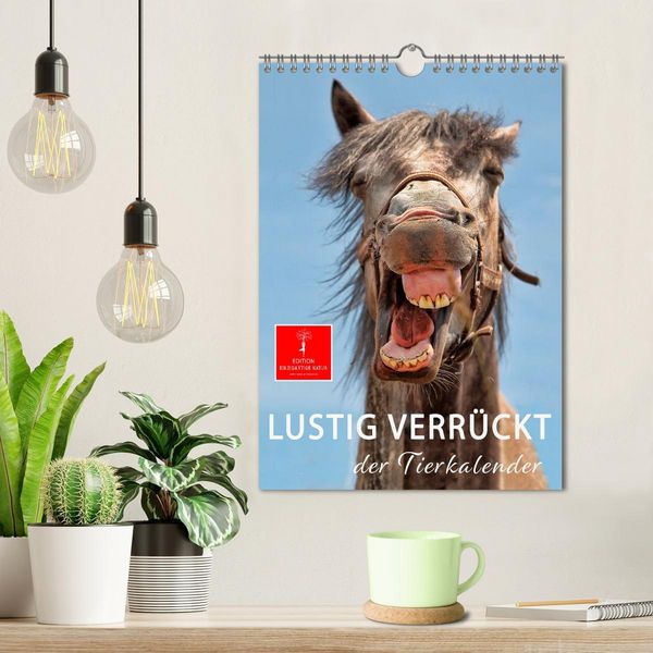 Produktbild: Lustig verr&uuml;ckt - der Tierkalender (Wandkalender 2026 DIN A4 hoch), CALVENDO Monatskalender