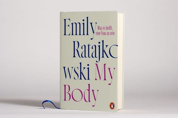 'My Body' Von 'Emily Ratajkowski' - Buch - '978-3-328-60250-7'