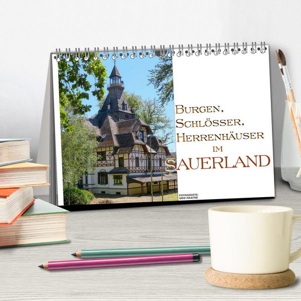 Produktbild: Burgen, Schl&ouml;sser, Herrenh&auml;uer im Sauerland (Tischkalender 2026 DIN A5 quer), CALVENDO Monatskalender