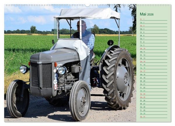 Produktbild: Oldtimer-Trecker on Tour (hochwertiger Premium Wandkalender 2026 DIN A2 quer), Kunstdruck in Hochglanz