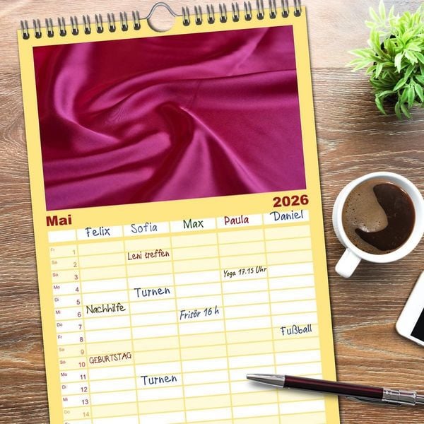 Produktbild: Familienplaner 2026 - Foto- und Bastelkalender Satin - Stilvoll zum Selbstgestalten mit 5 Spalten (Wandkalender, 21 x 45 cm) CALVENDO