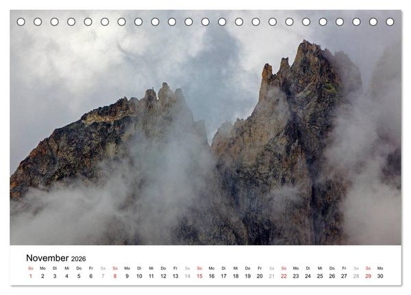 Produktbild: Mystische Schweizer Berglandschaften - Momente in der Natur (Tischkalender 2026 DIN A5 quer), CALVENDO Monatskalender
