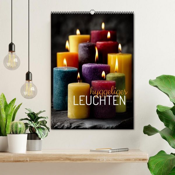 Produktbild: Hyggeliges Leuchten (Wandkalender 2026 DIN A2 hoch), CALVENDO Monatskalender