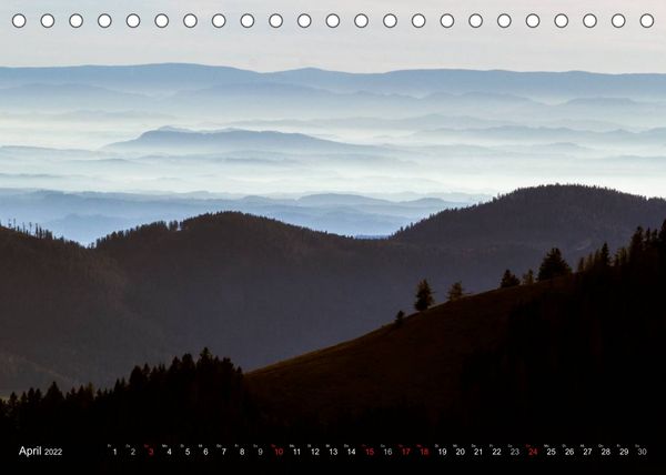 Produktbild: Nebelberge - Zauberhafte Bergwelten (Tischkalender 2022 DIN A5 quer)