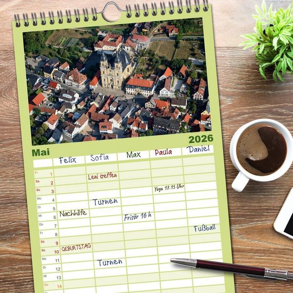 Produktbild: Familienplaner 2026 - Oberfranken aus der Vogelperspektive mit 5 Spalten (Wandkalender, 21 x 45 cm) CALVENDO