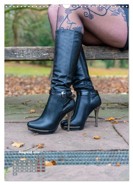 Produktbild: Stiefel und High Heels im Herbst (Wandkalender 2026 DIN A3 hoch), CALVENDO Monatskalender