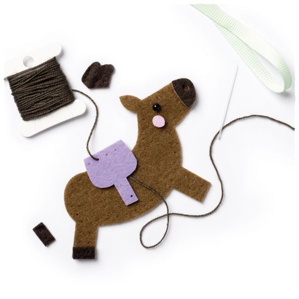 Produktbild: FOLIA Bastelartikel Mini Filzinies, 11 tlg., PFERD inkl. Anleitung, Bastelset f&uuml;r die Kleinen