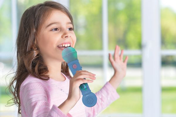 Produktbild: Disney Stitch Mikrofon mit Melodien