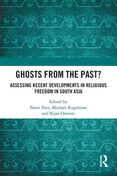 Produktbild: Ghosts From the Past?