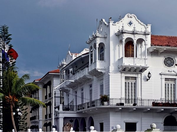 Produktbild: CALVENDO Puzzle Panama City, Pr&auml;sidentenpalast | 1000 Teile Lege-Gr&ouml;&szlig;e 64x48cm Foto-Puzzle f&uuml;r gl&uuml;ckliche Stunden