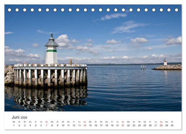 Produktbild: Leuchtt&uuml;rme und Leuchtfeuer an der Ostsee (Tischkalender 2026 DIN A5 quer), CALVENDO Monatskalender