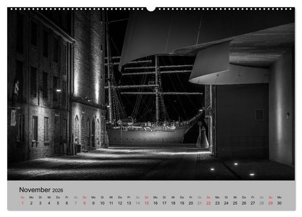 Produktbild: Hansestadt Stralsund bei Nacht (mit GPS-Koordinaten) (hochwertiger Premium Wandkalender 2026 DIN A2 quer), Kunstdruck in Hochglanz