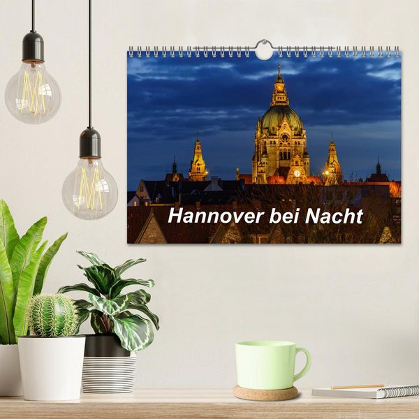 Produktbild: Hannover bei Nacht 2026 (Wandkalender 2026 DIN A4 quer), CALVENDO Monatskalender