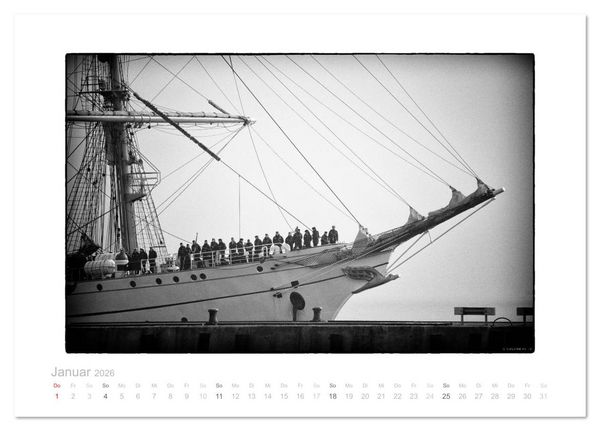 Produktbild: Gorch Fock - zeitlose Eindr&uuml;cke (Tischkalender 2026 DIN A5 quer), CALVENDO Monatskalender