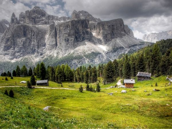 Produktbild: CALVENDO Puzzle Kolfuschger Hochalm mit Sella Massiv - Gr&ouml;den | 1000 Teile Lege-Gr&ouml;&szlig;e 64x48cm Foto-Puzzle f&uuml;r gl&uuml;ckliche Stunden