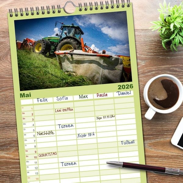 Produktbild: Familienplaner 2026 - Agrartechnik mit 5 Spalten (Wandkalender, 21 x 45 cm) CALVENDO