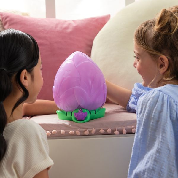 Produktbild: Bloomables von Hatchimals - Puppyfly, Interaktives Spielzeug mit &Uuml;berraschung, doppelter Verwandlung und &uuml;ber 100 Ger&auml;uschen und Reaktionen
