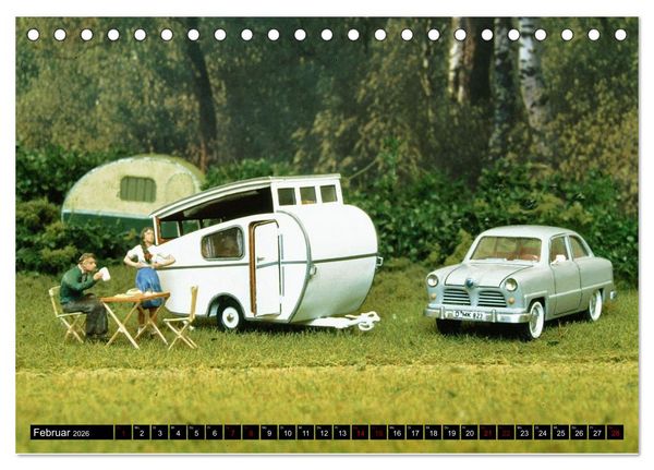 Produktbild: Miniaturwelten des Campings (Tischkalender 2026 DIN A5 quer), CALVENDO Monatskalender