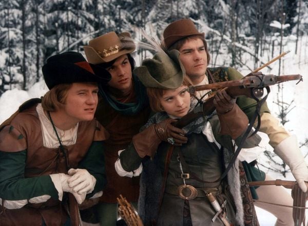 Produktbild: Drei Haseln&uuml;sse f&uuml;r Aschenbr&ouml;del (Filmjuwelen / DEFA-M&auml;rchen)
