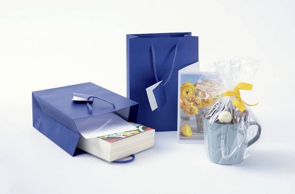 Produktbild: Sigel Geschenktasche Flasche mit Bodeneinlage und Geschenkanh&auml;nger GT504 Ultramarinblau, Matt Papier 17 x 23 cm 1 St.