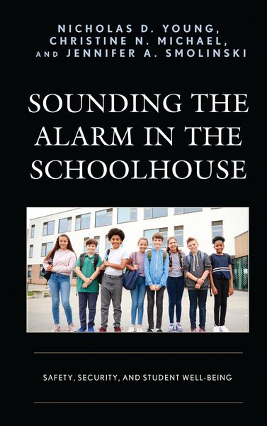 Produktbild: Sounding the Alarm in the Schoolhouse