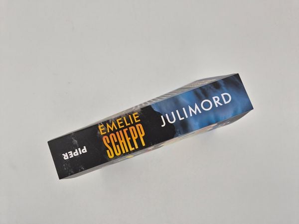 Produktbild: Julimord