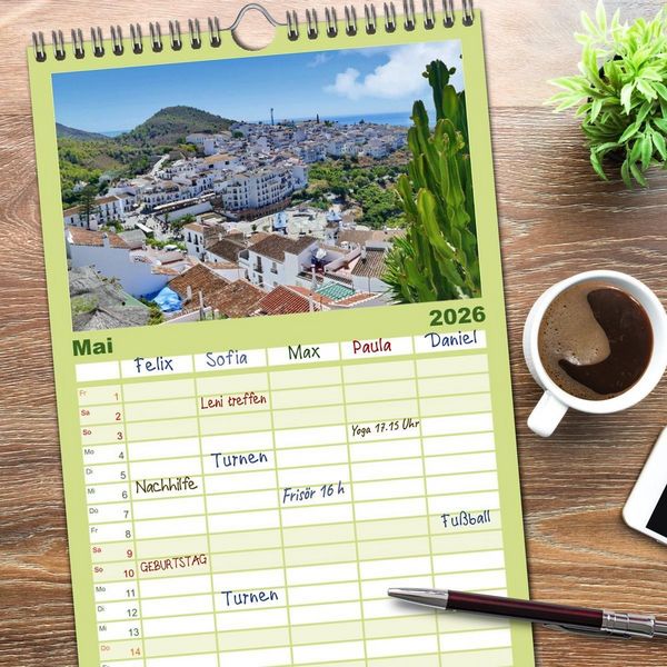 Produktbild: Familienplaner 2026 - Andalusien, blaues Meer und historische Bauwerke mit 5 Spalten (Wandkalender, 21 x 45 cm) CALVENDO