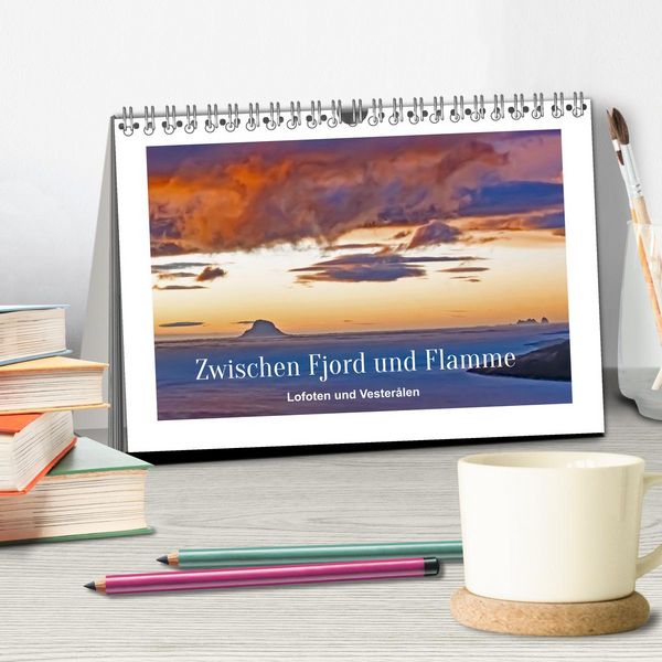 Produktbild: Zwischen Fjord und Flamme (Tischkalender 2026 DIN A5 quer), CALVENDO Monatskalender