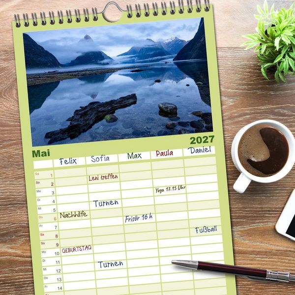 Produktbild: Familienplaner 2027 - Der S&uuml;den Neuseelands: Berge, Seen und traumhafte K&uuml;sten mit 5 Spalten (Wandkalender, 21 x 45 cm) CALVENDO